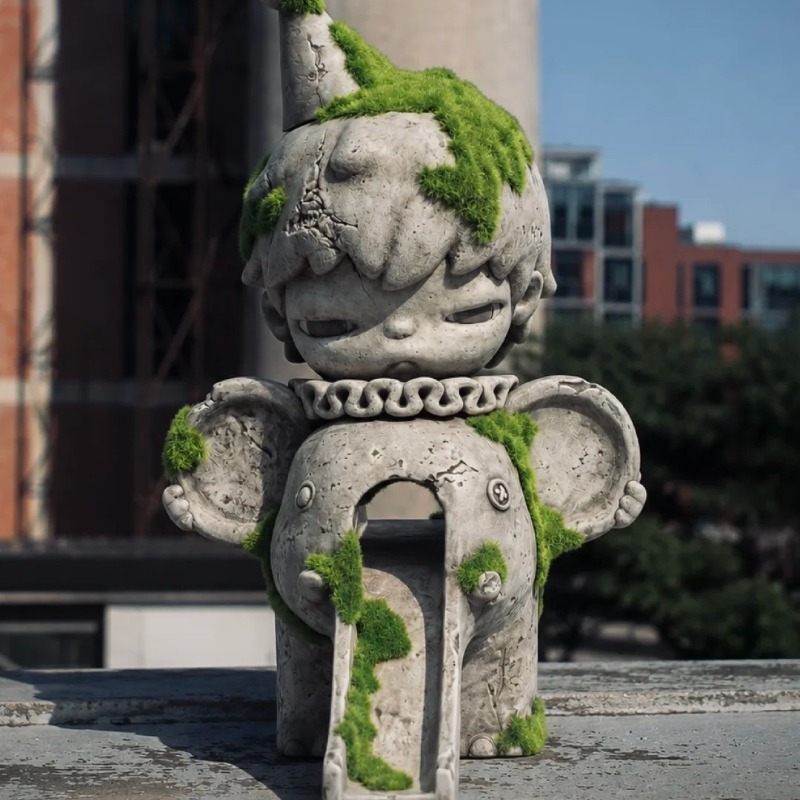 Resin Art Sculptures - POP MART Hirono Elephant Slide تمثال