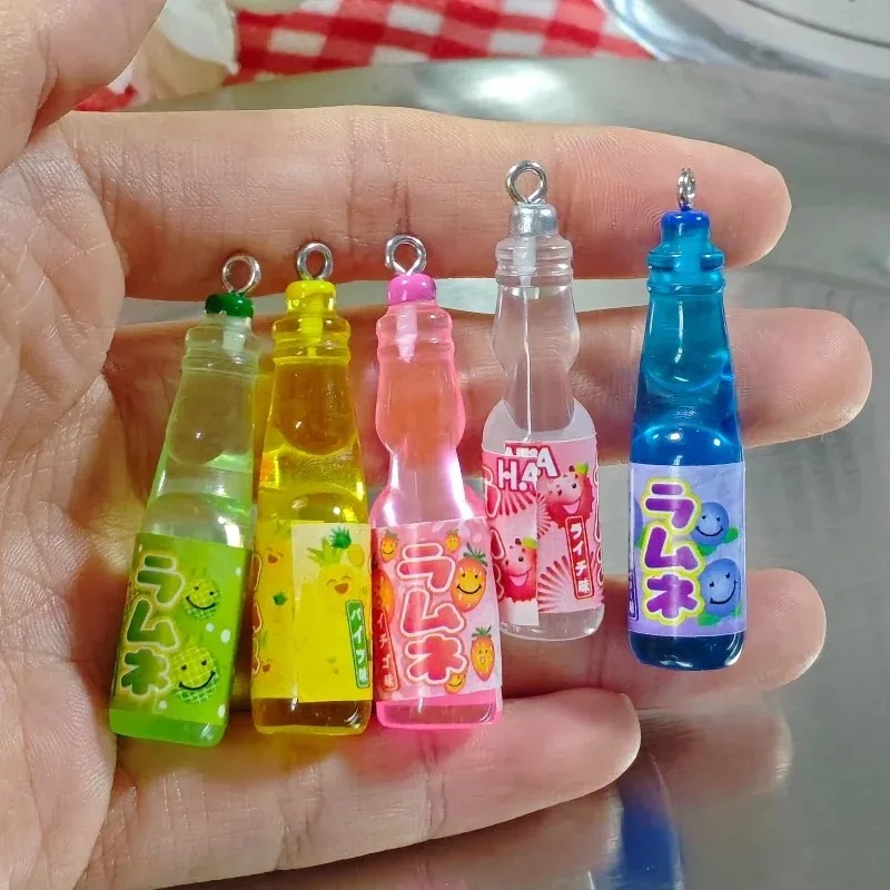 Resin Art Engagement - 10 قطع من الحلي الراتنجية على
