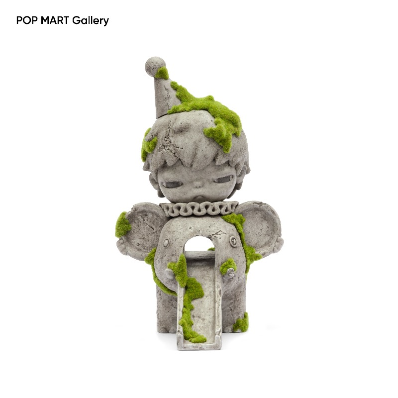 POP MART Hirono Elephant Slide - مراجعة Resin Art Sculptures وسعره