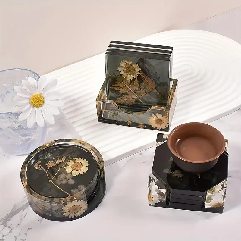 تتضمن مجموعة قوالب راتينج كوست - مراجعة Resin Mixing Cup وسعره
